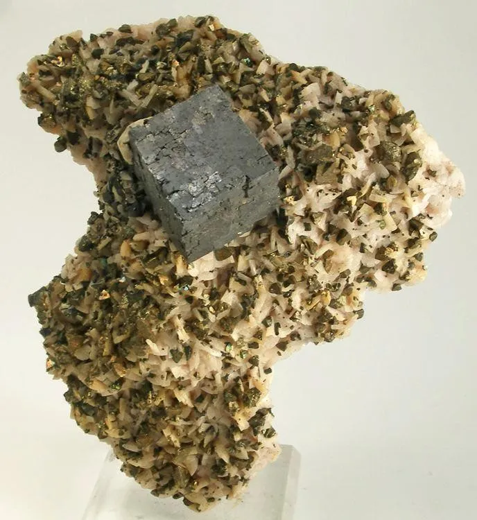 Galena, Chalcopyrite, Dolomite image