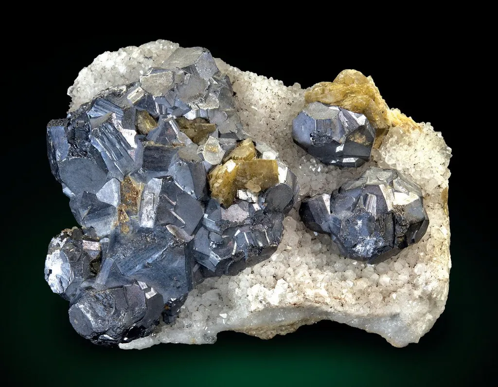 Galena, Siderite, drusy Quartz image