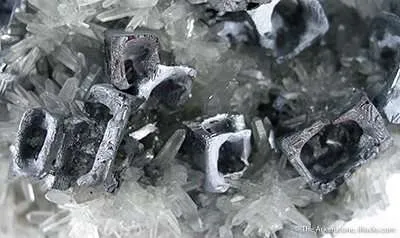 Galena (Skeletal) on Quartz - image 2