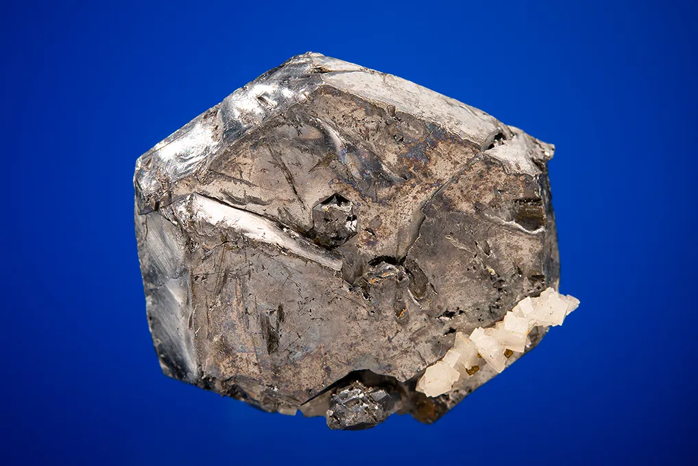 Galena (Spinel law twin) image