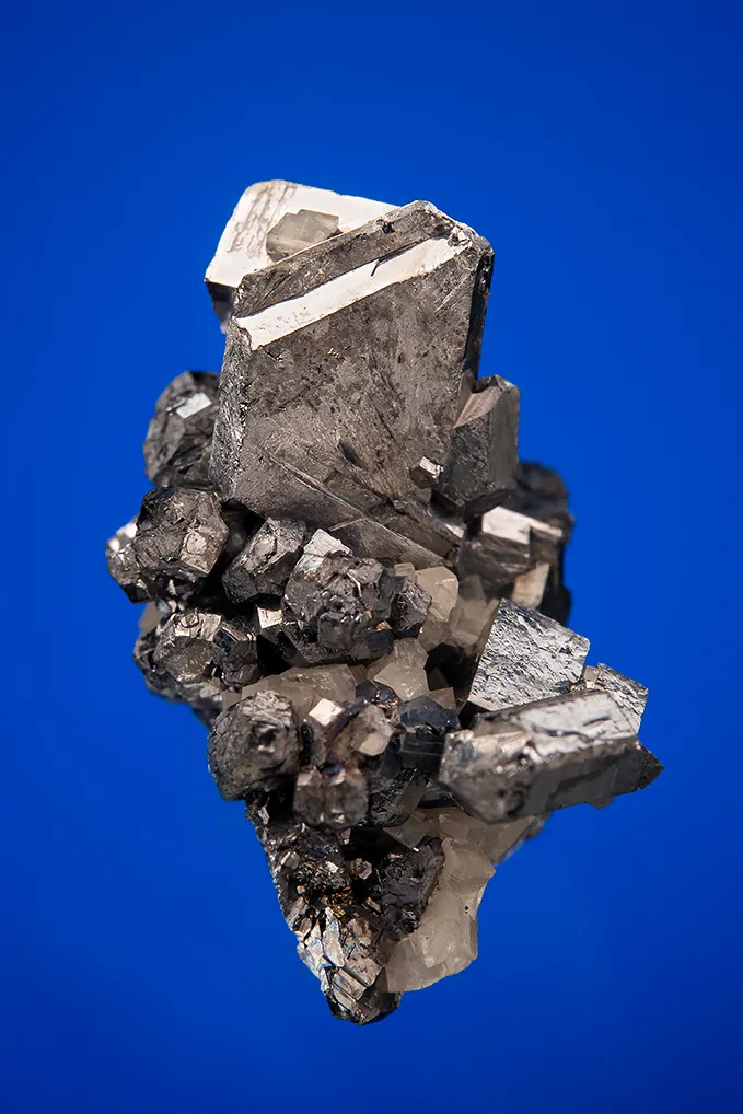 Galena (Spinel law twin) image