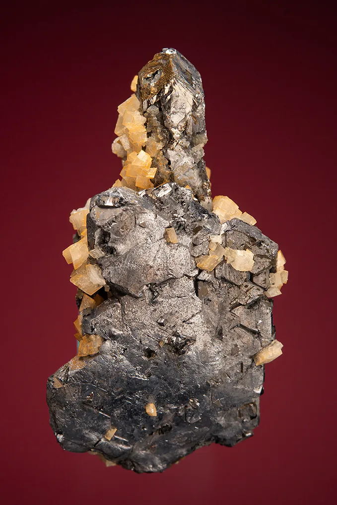 Galena (Spinel law twin) image