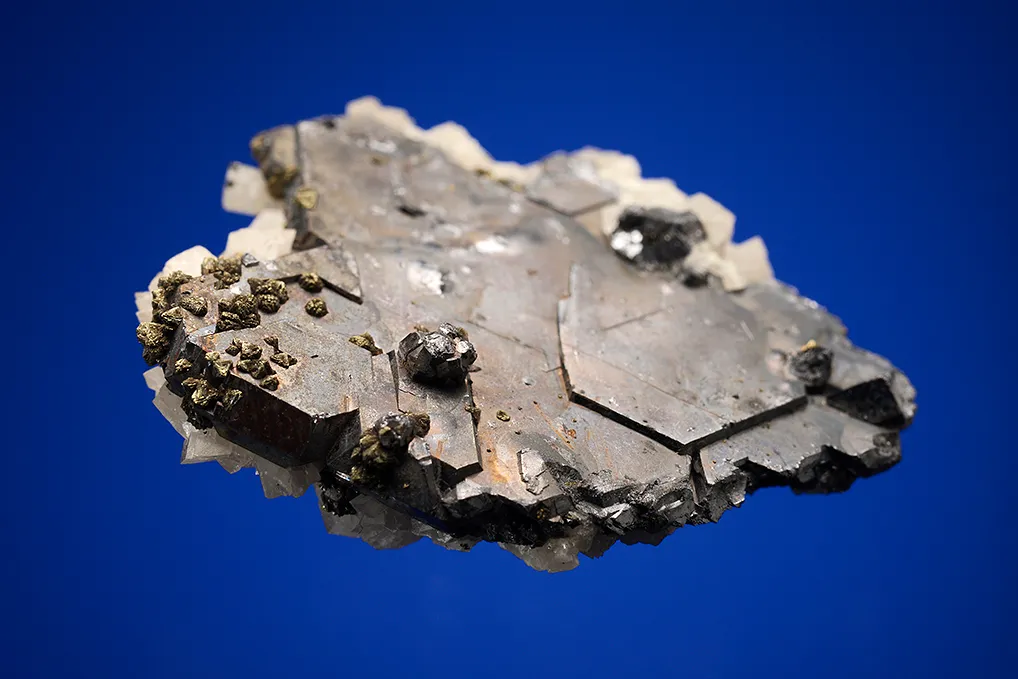 Galena (Spinel law twin) with Dolomite - image 4