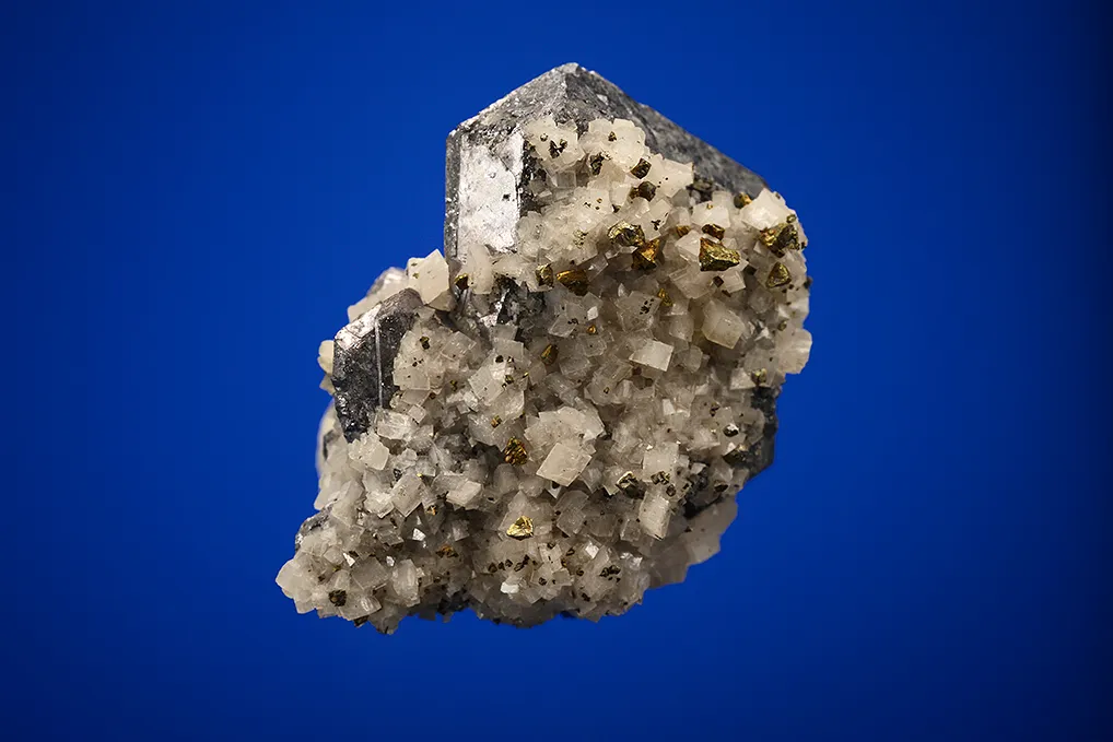 Galena (Spinel law twin) with Dolomite - image 3