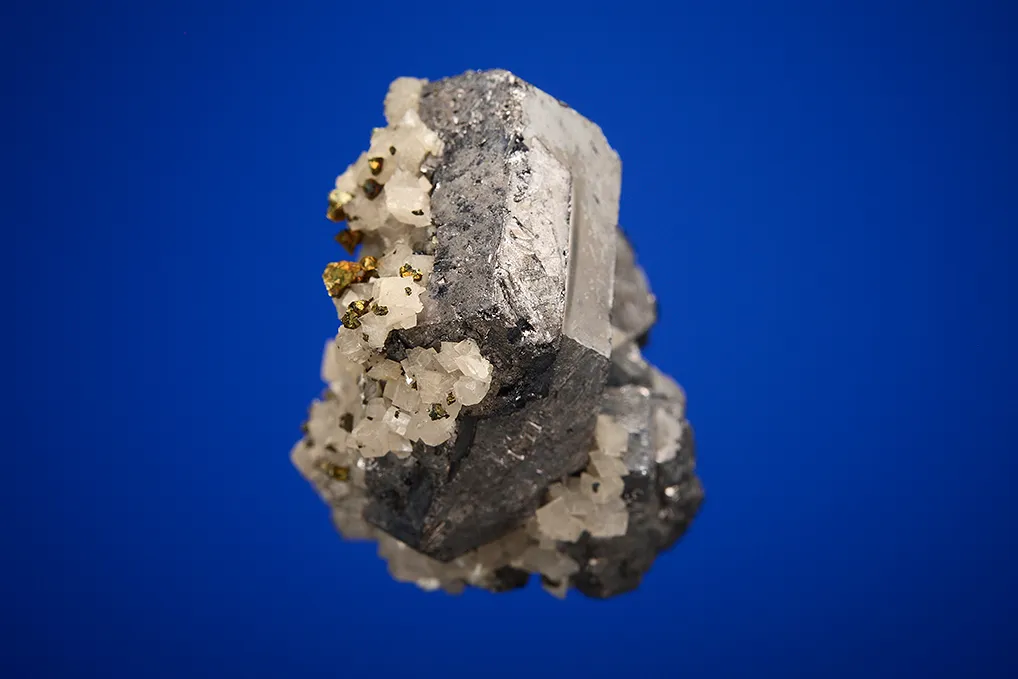 Galena (Spinel law twin) with Dolomite - image 5