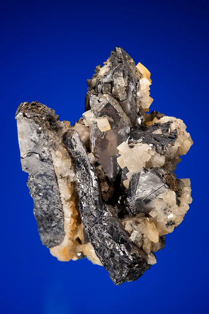 Galena (Spinel law twin) with Dolomite image