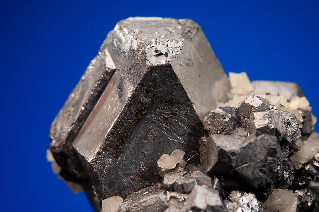 Galena (Spinel law twin) with Dolomite - image 2