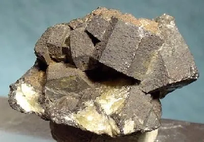 Galena (Var: Plumbeine), Pyromorphite image