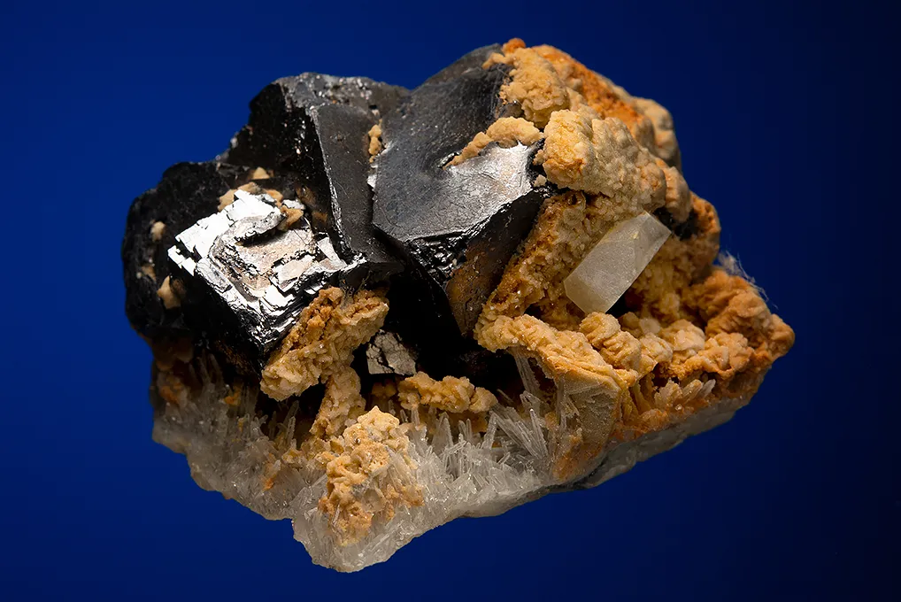 Galena with Barite and Quartz after Dolomite on Quartz - image 5