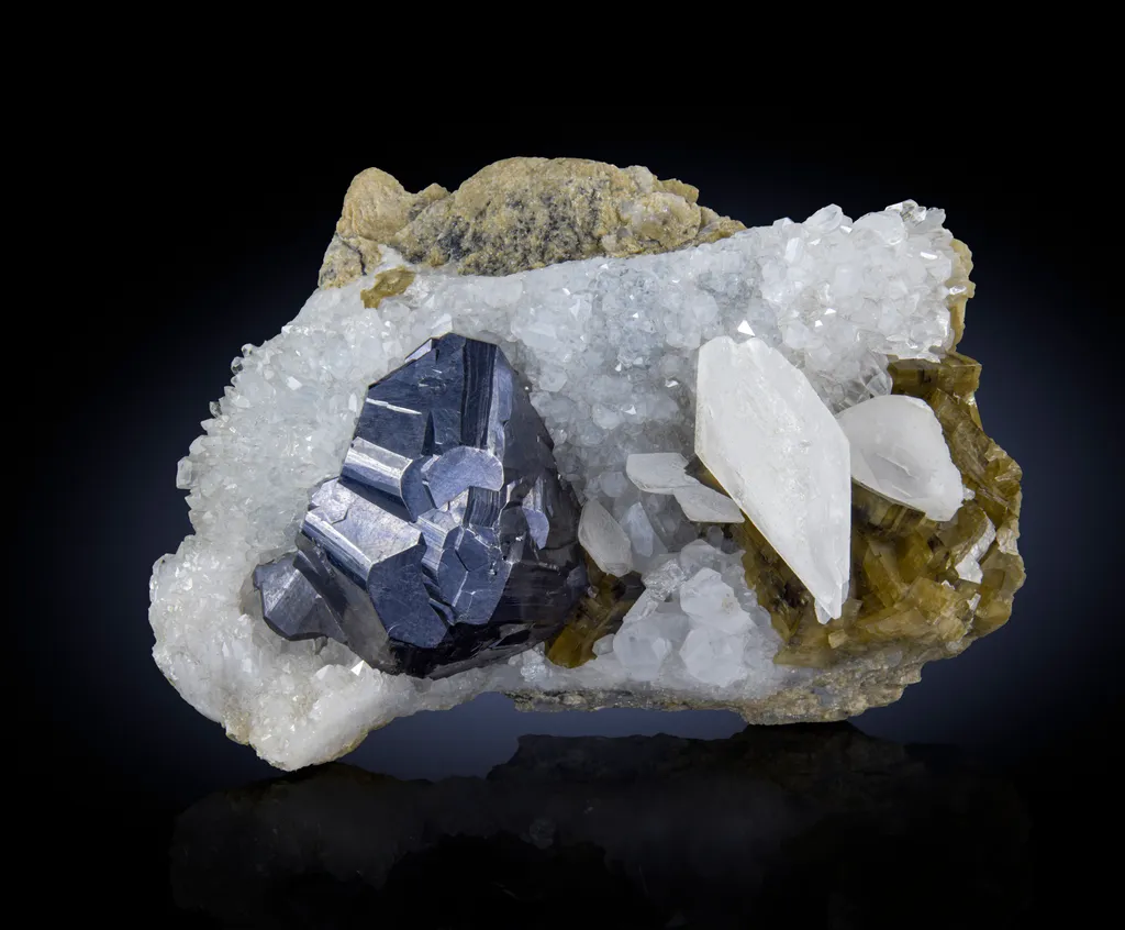 Galena with Calcite, Siderite & Quartz image