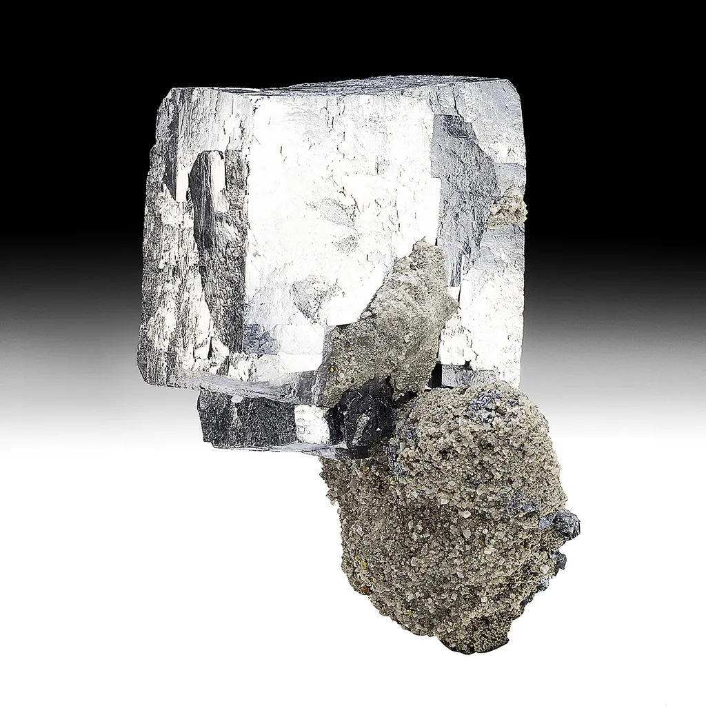 Galena with Dolomite, Chalcopyrite image