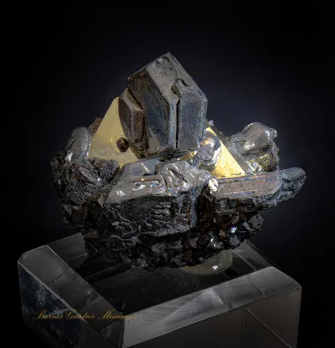 Galéne on Pyrite - image 2