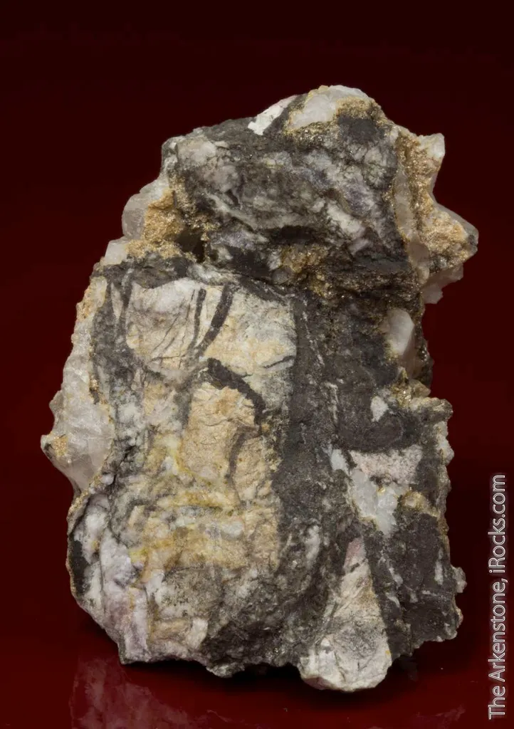 Ganophyllite with Quartz - image 2