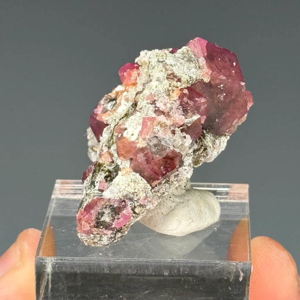 Garnet - image 3