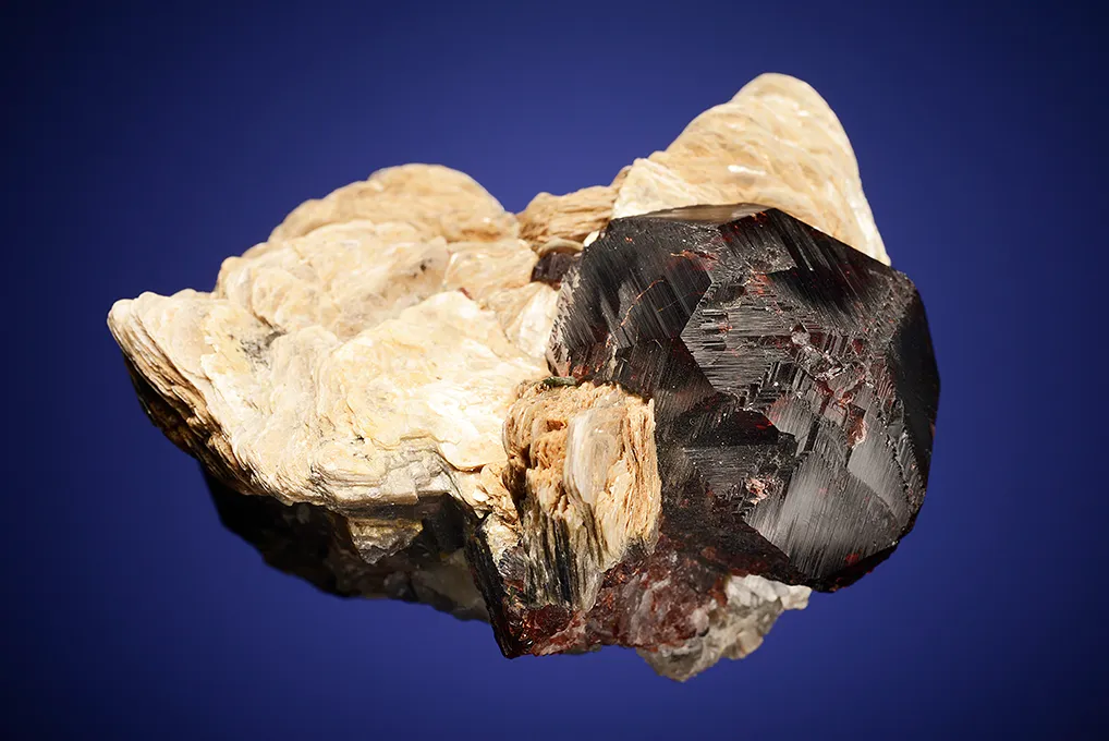 Garnet - image 3