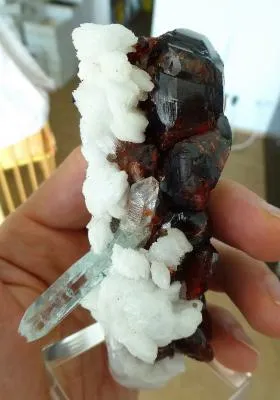 Garnet - image 4