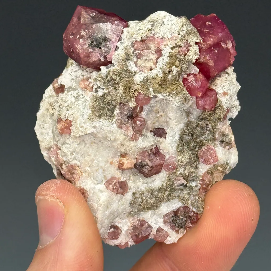 Garnet image