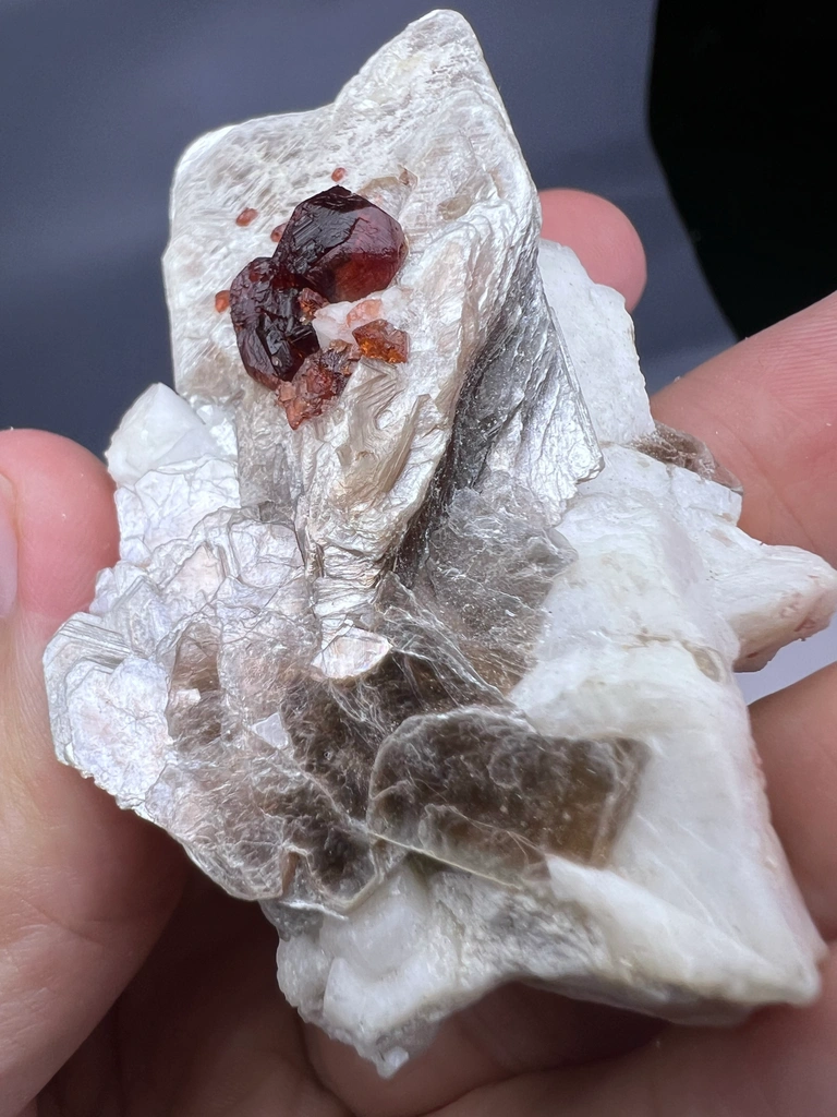 Garnet from Alchuri, Shigar Valley, Shigar District, Gilgit-Baltistan, Pakistan - image 2