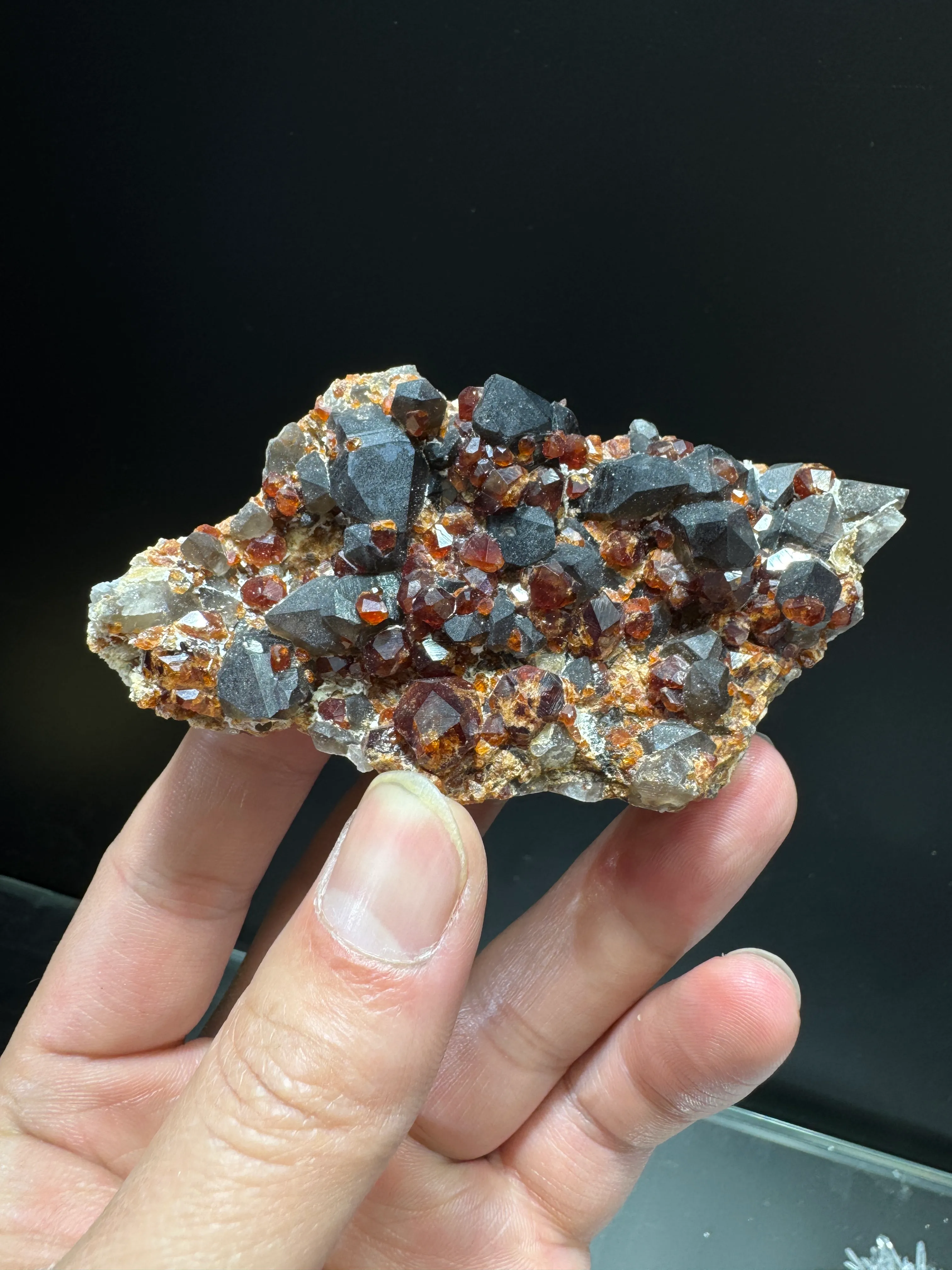 Garnet from China, Fujian, Yunxiao Co., Tongbei - image 2