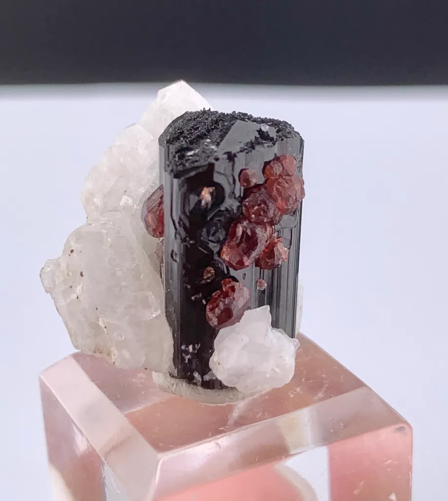 Garnet from Pakistan - image 8