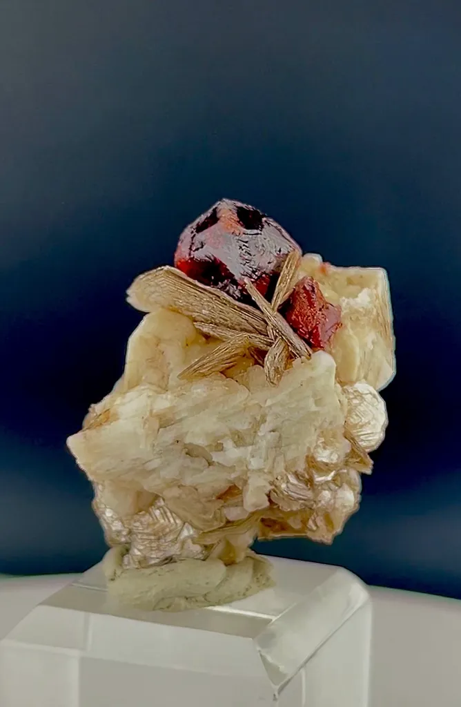 Garnet from Pakistan - image 8