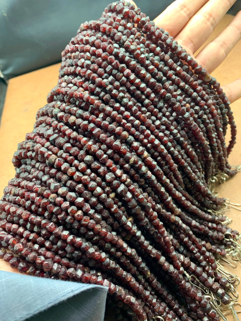 Garnet from Pakistan - image 4