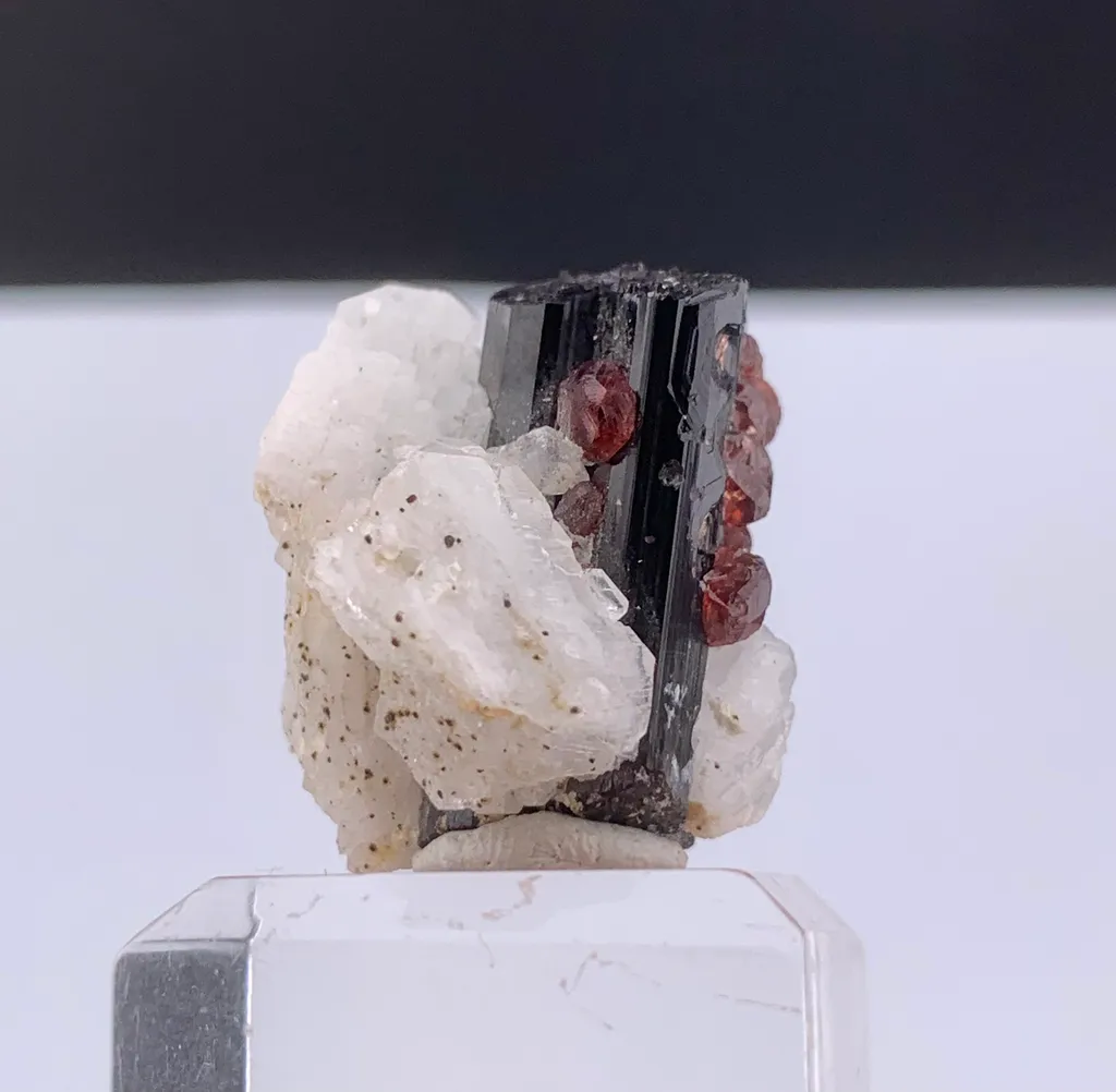 Garnet from Pakistan - image 9