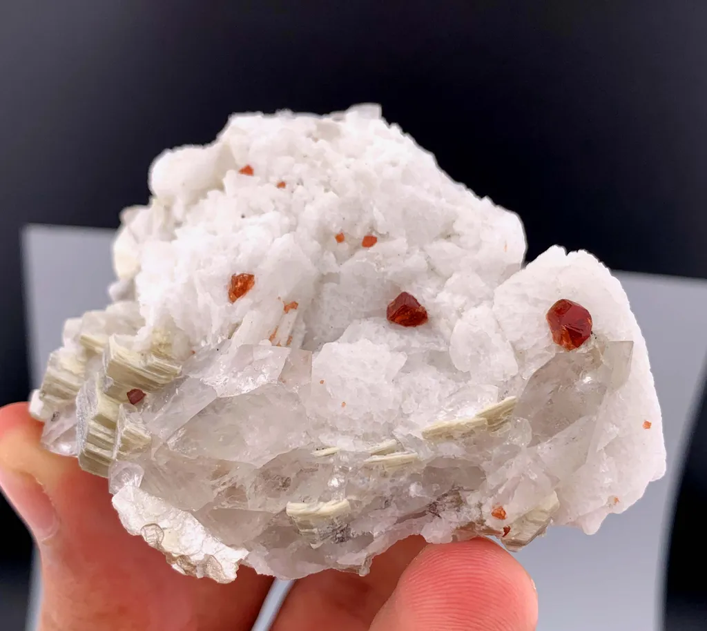 Garnet from Pakistan - image 6