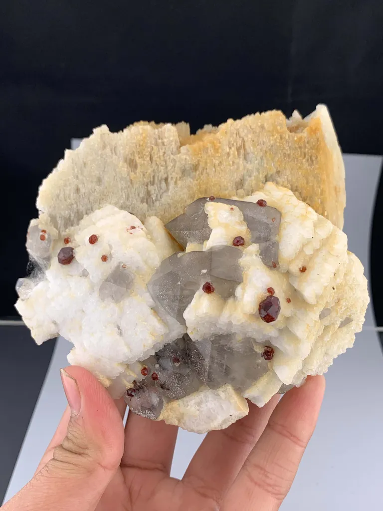 Garnet from Pakistan - image 6
