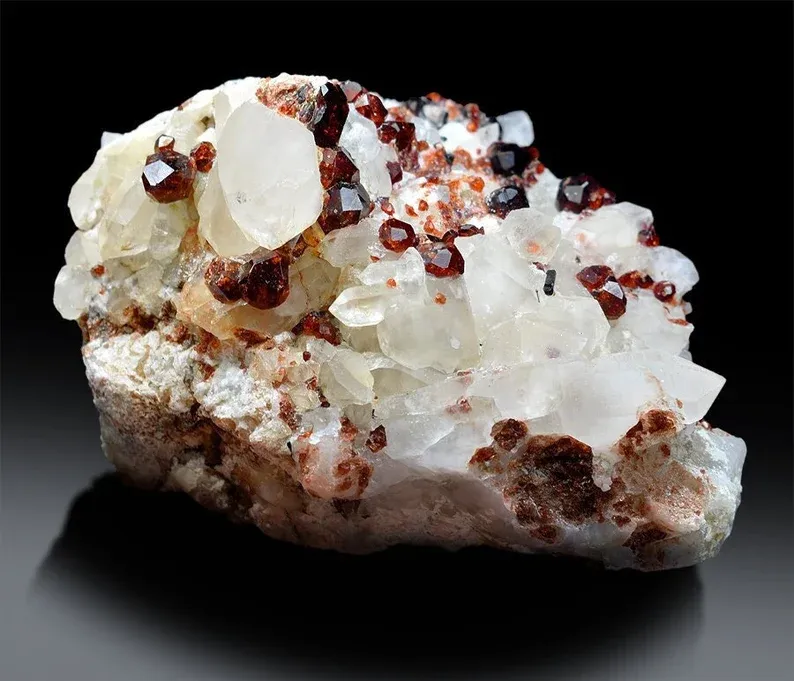 Garnet from Pakistan image