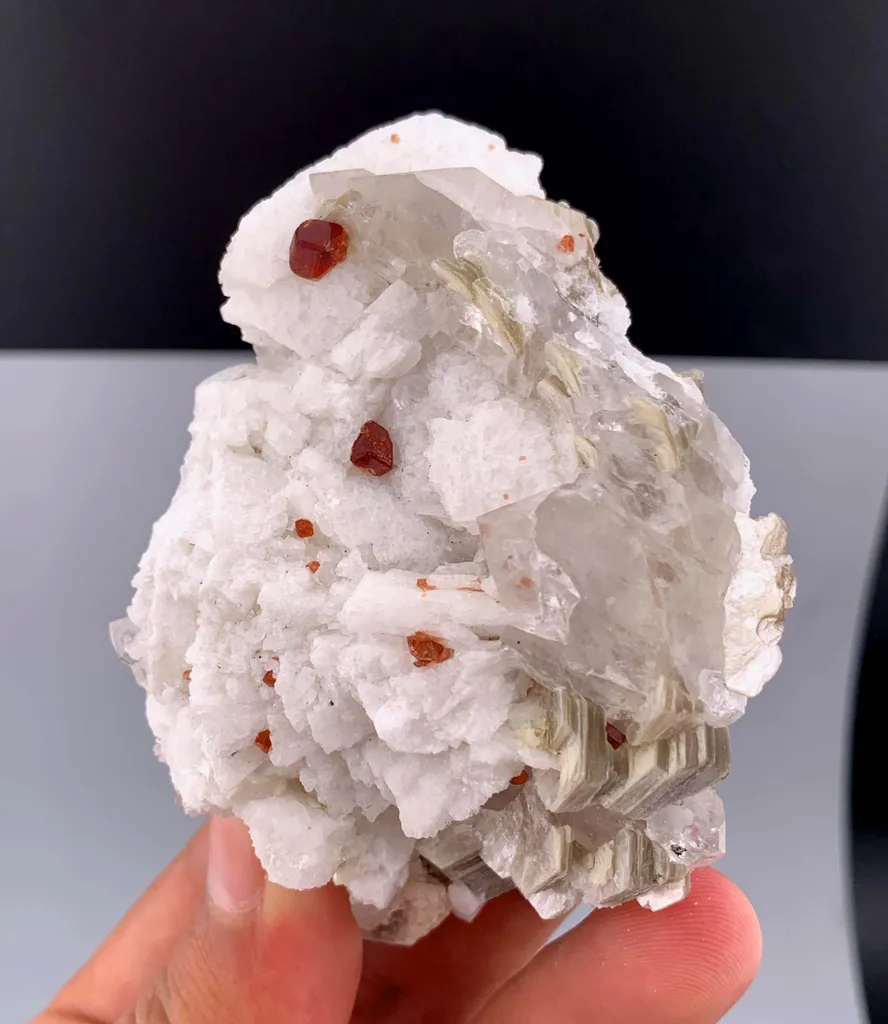 Garnet from Pakistan - image 9