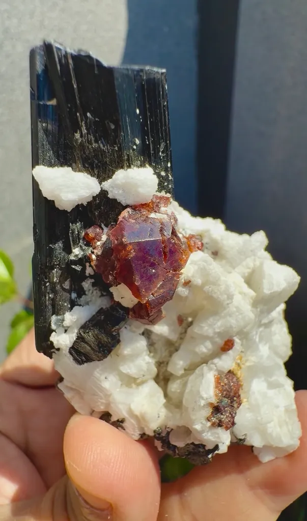 Garnet from Pakistan - image 10