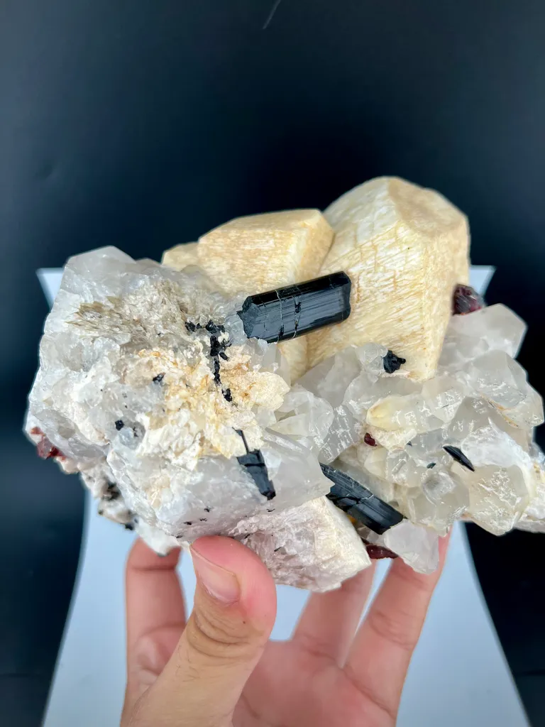 Garnet from Pakistan - image 10