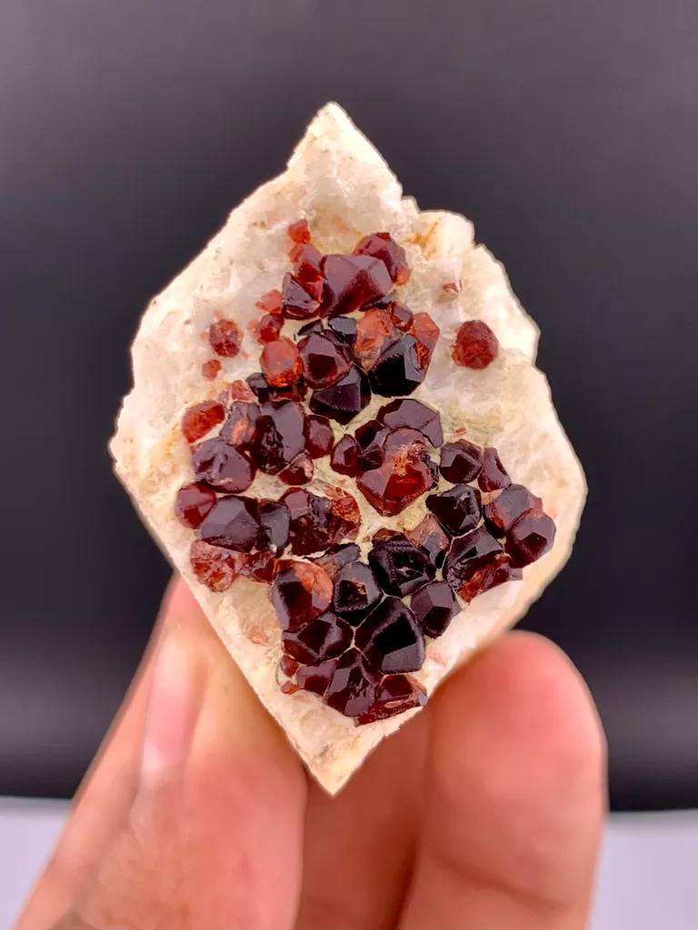 Garnet from Pakistan - image 3