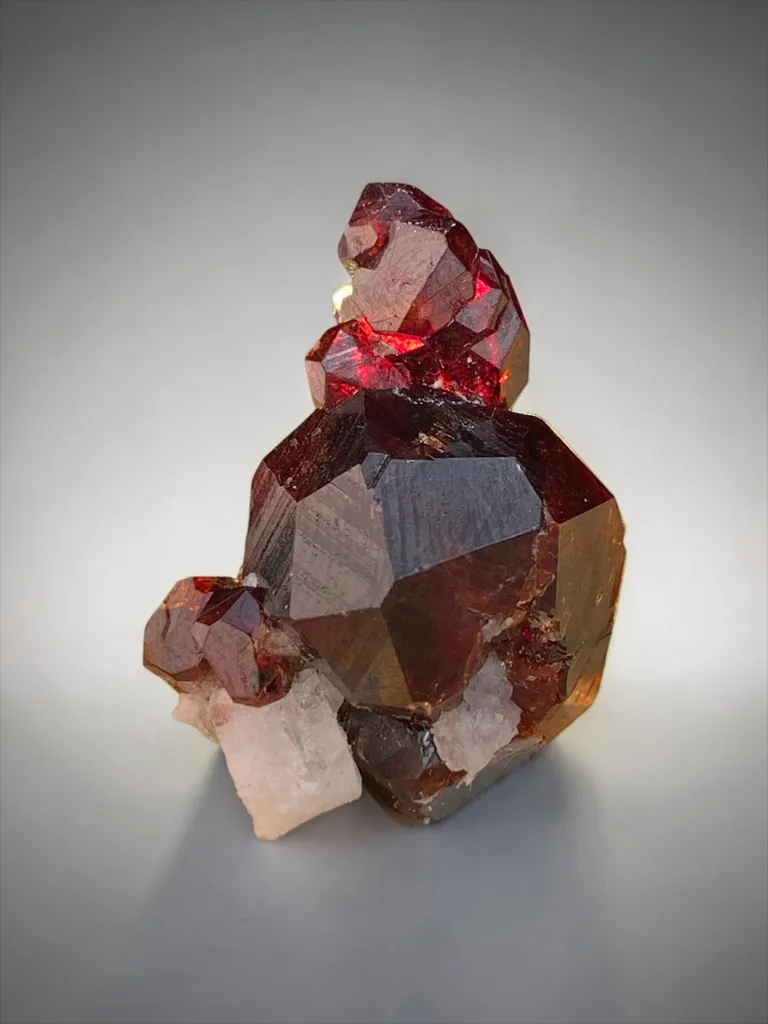 Garnet from Pakistan, Gilgit-Baltistan, Skardu District image