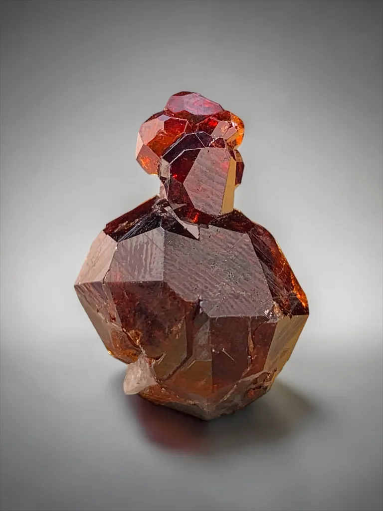 Garnet from Pakistan, Gilgit-Baltistan, Skardu District - image 5
