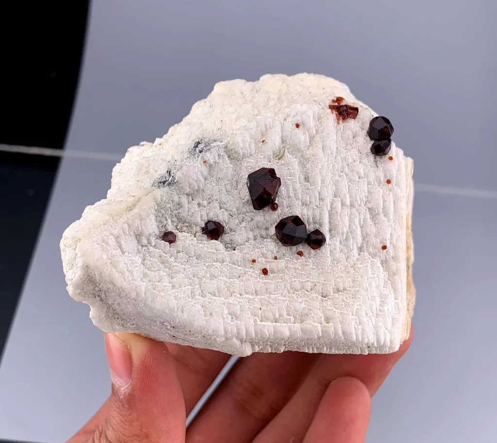 Garnet from Pakistan - image 9