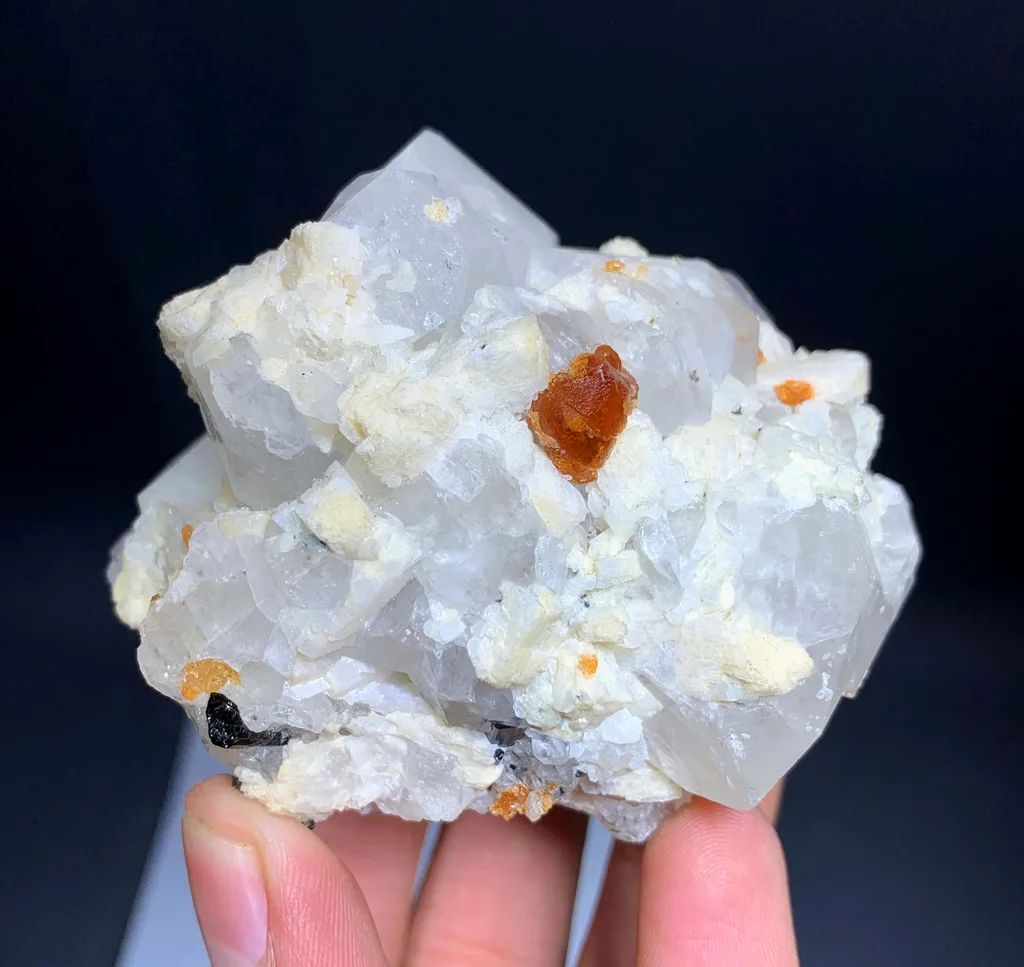 Garnet from Pakistan - image 3