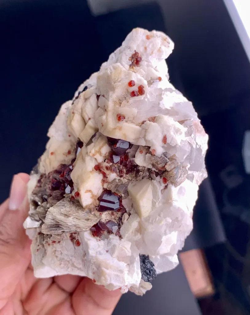 Garnet from Pakistan - image 5