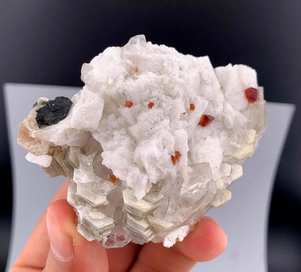 Garnet from Shigar Valley, Skardu District, Gilgit-Baltistan, Pakistan - image 5