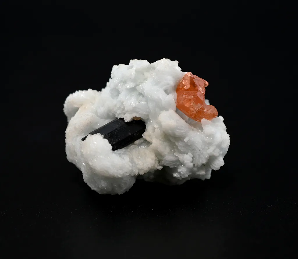 Garnet from USA, California, Little Three Mine image