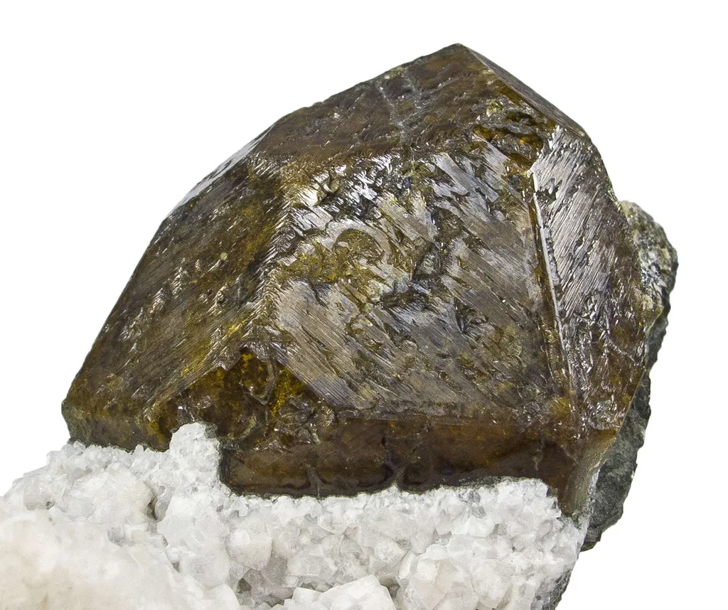 Garnet on Calcite - image 3