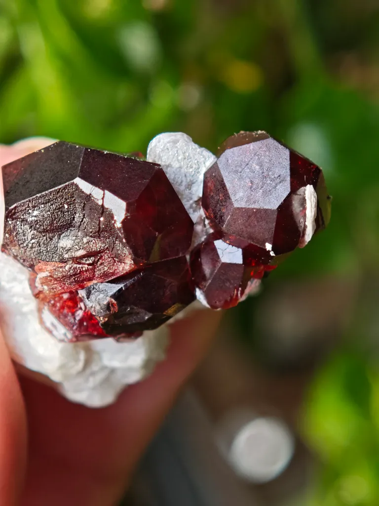 Garnet on Microcline from Skardu, Pakistan. Lustrous wine-red spessartine garnet crystals on matrix.  Great shape and amazing color contrast - image 6