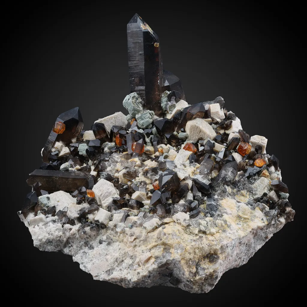 Garnet v. Spessartine Quartz v. Smoky image