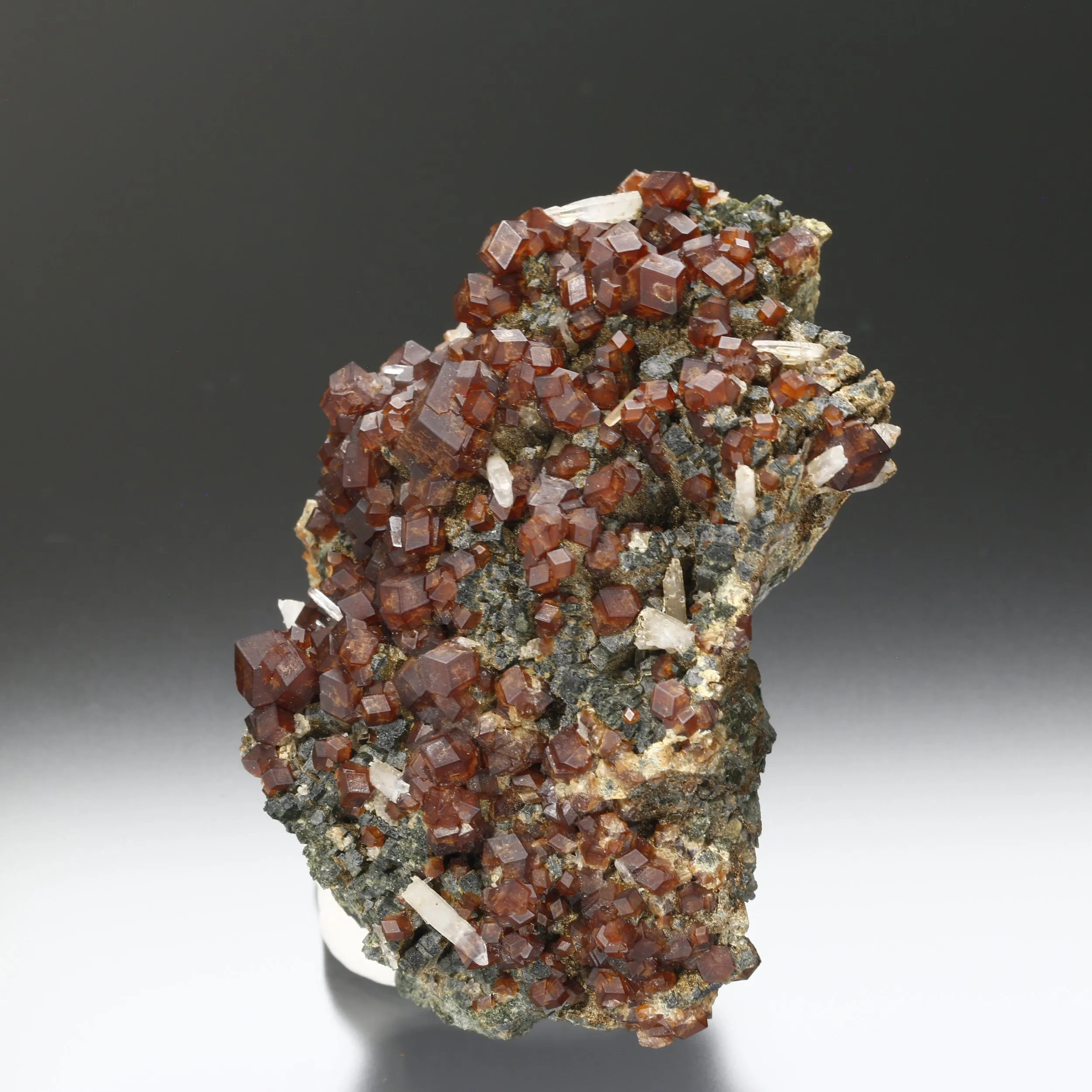 Garnet Var. Andradite Hedenbergite - image 2