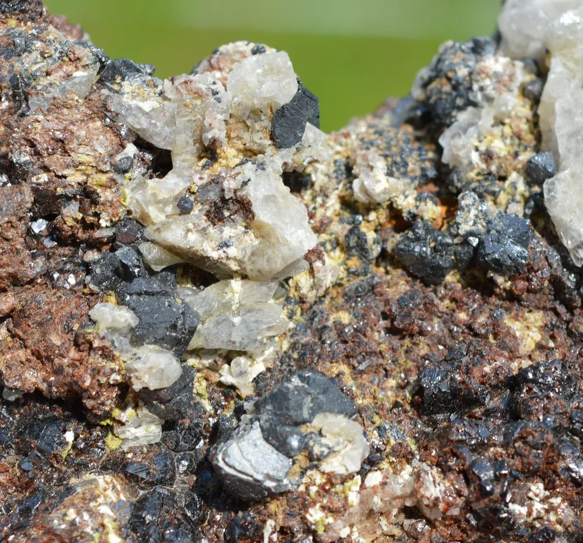 Garnet var. Andradite & Magnetite Scapolite 740 grams - Feilluns, Pyrénées-Orientales, France - image 2