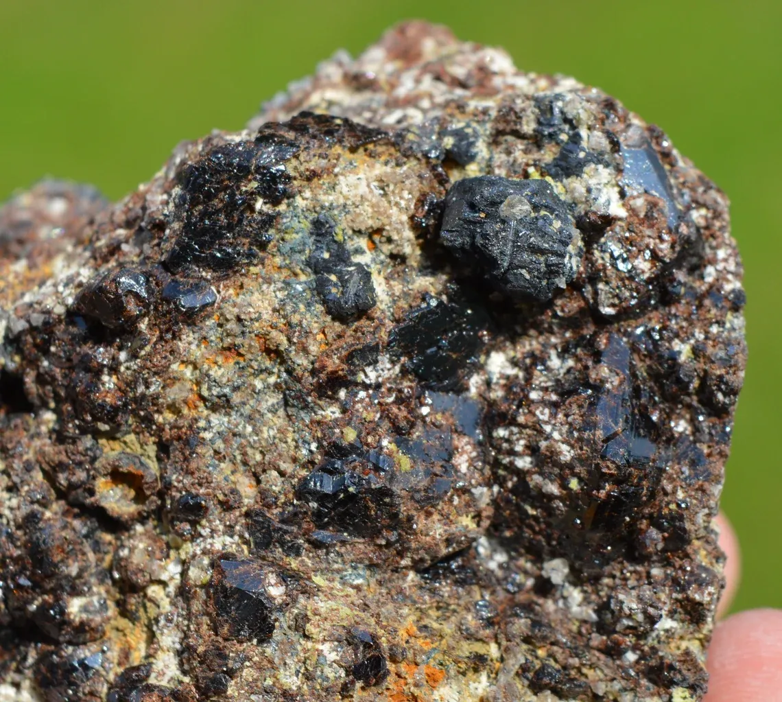 Garnet var. Andradite & Magnetite Scapolite 740 grams - Feilluns, Pyrénées-Orientales, France - image 7