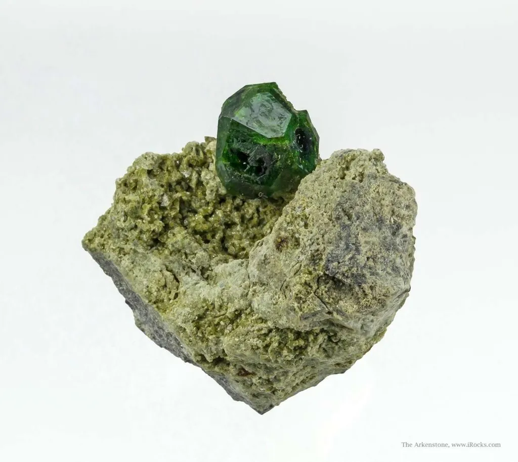 Garnet Var. Demantoid image