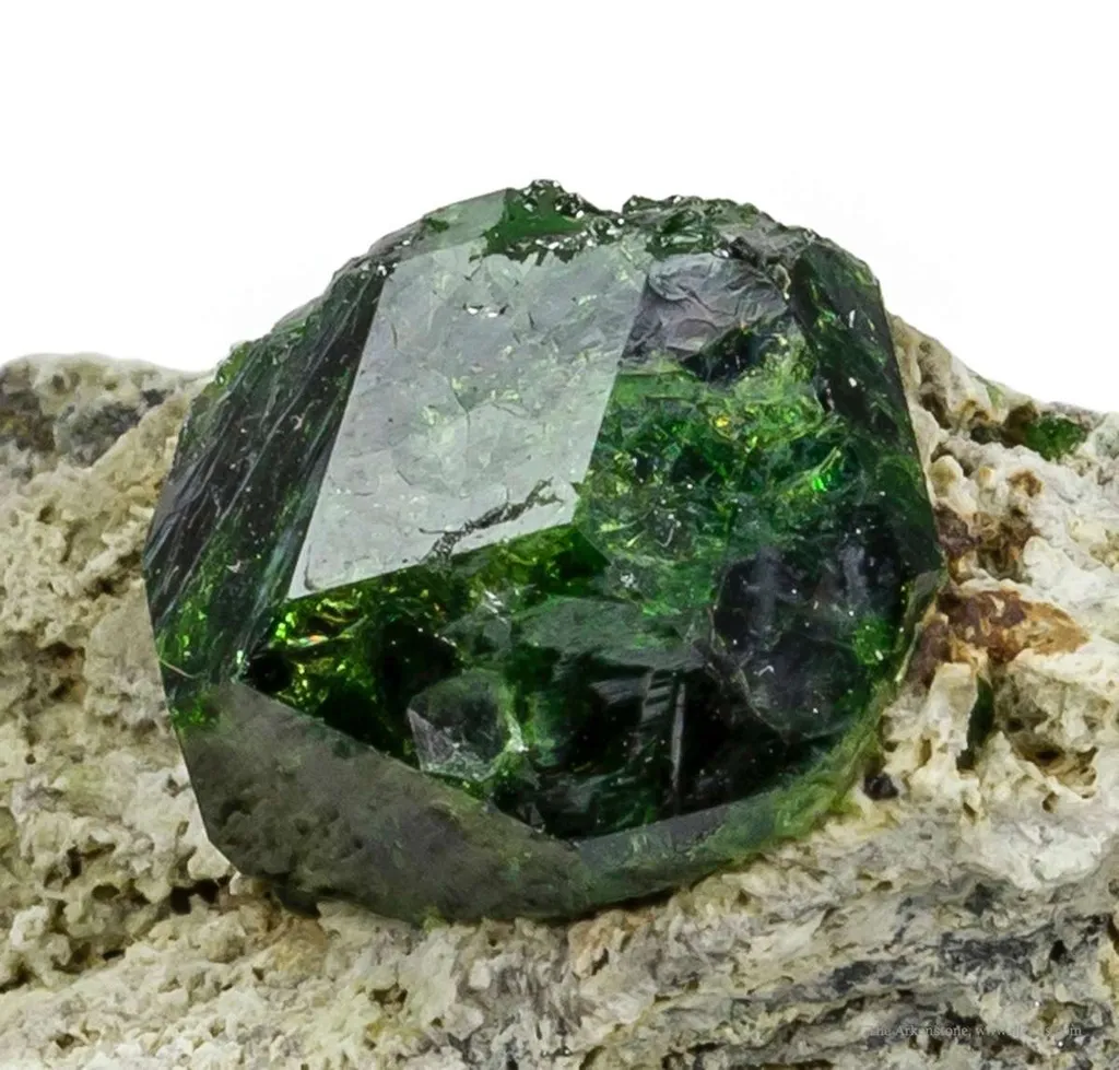 Garnet Var. Demantoid - image 3