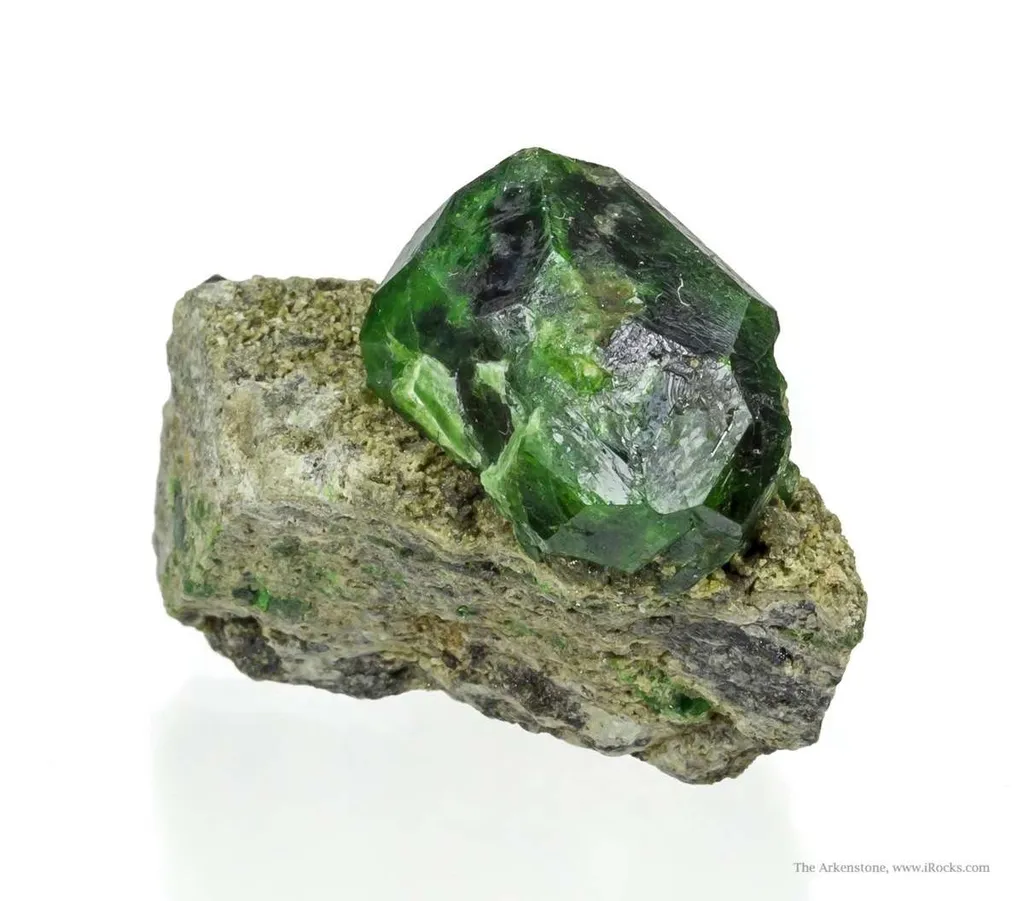 Garnet Var. Demantoid - image 2